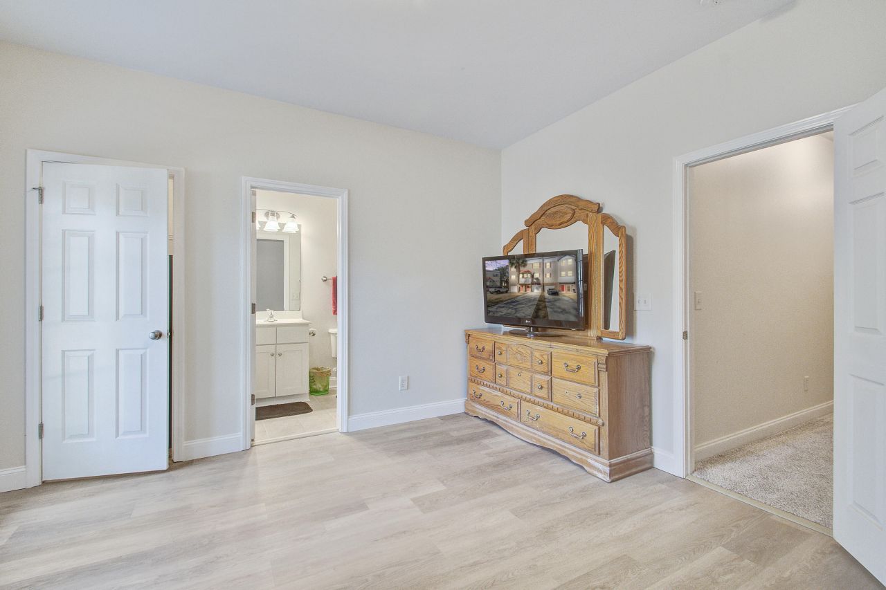 4628 N Palm View Circle Photo 21