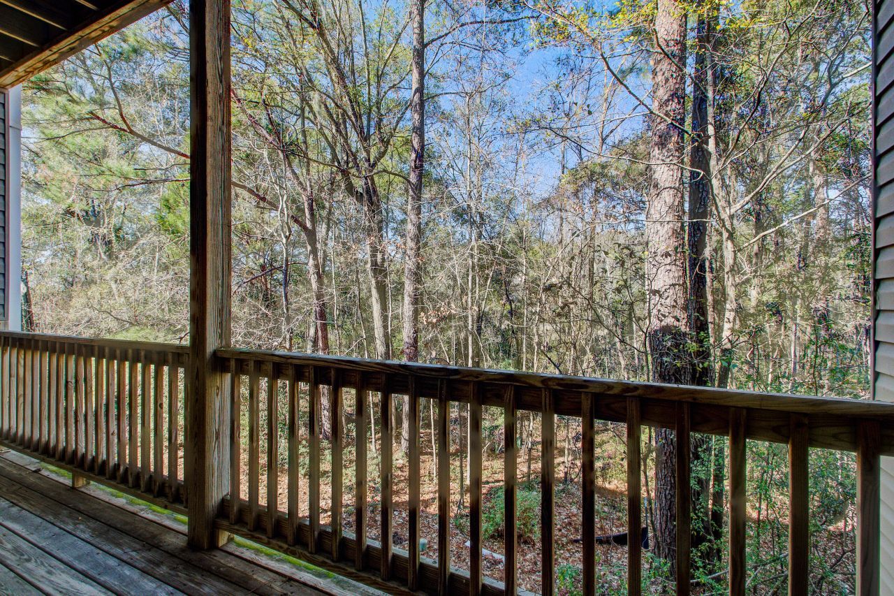 4628 N Palm View Circle Photo 4