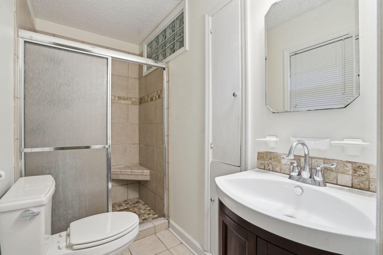 2087 Idlewood Lane Photo 19