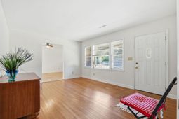 2087 Idlewood Lane photo 4