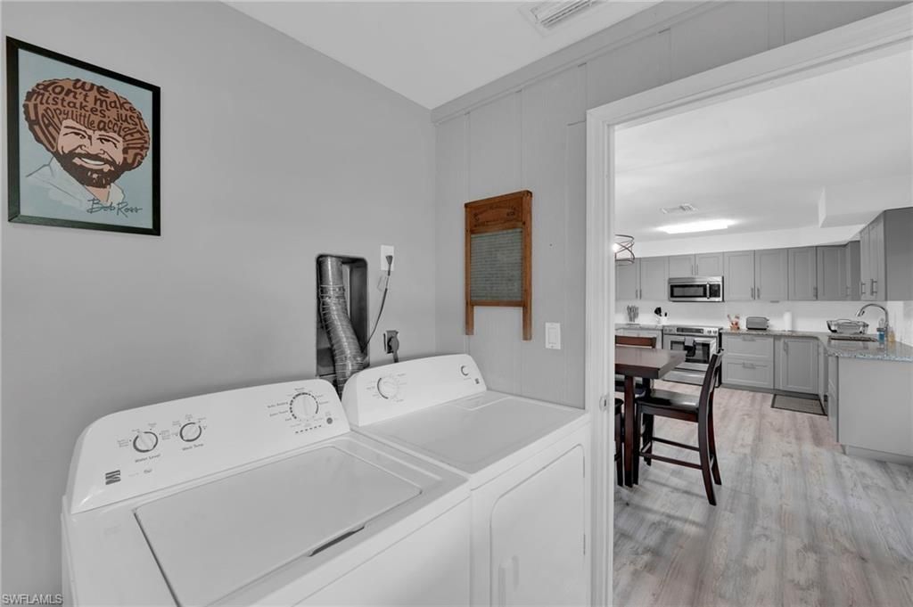 2506 SE 8th Ave, Cape Coral, FL 33904 Photo