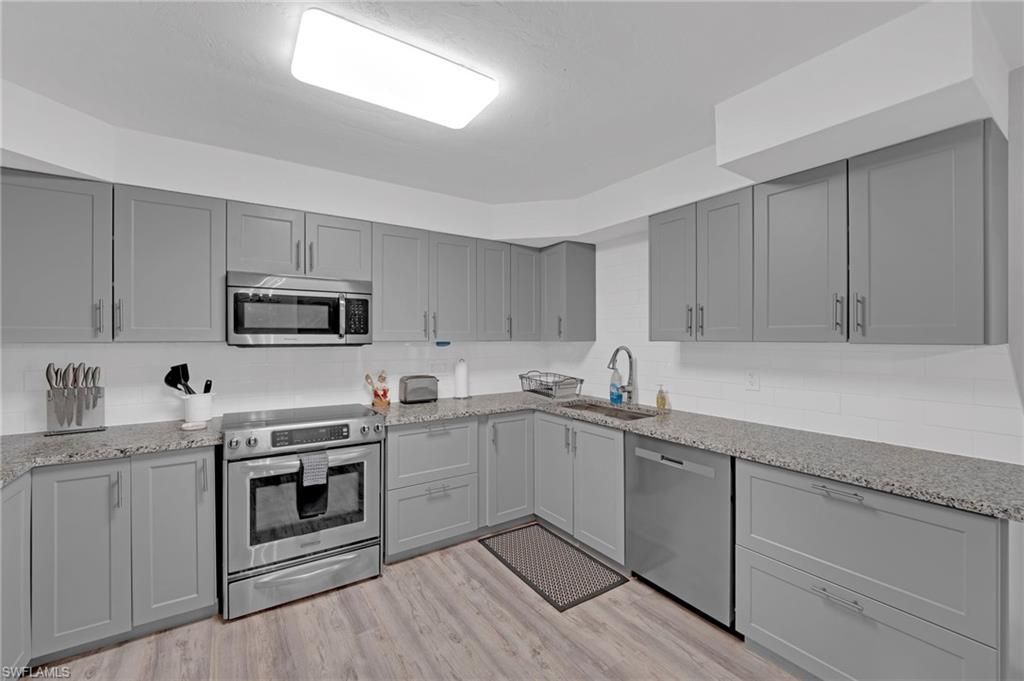 2506 SE 8th Ave, Cape Coral, FL 33904 Photo