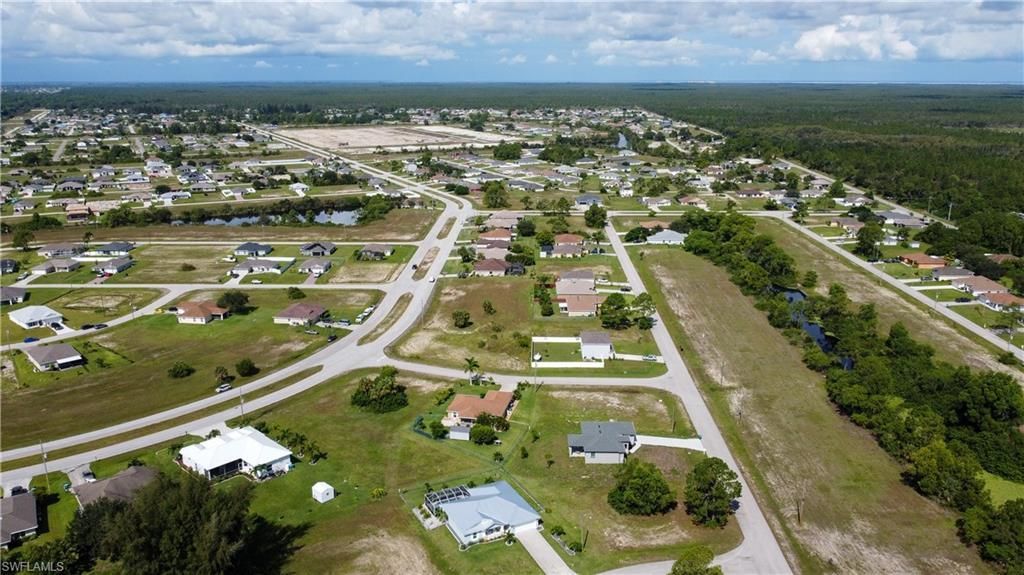 4239 E Gator Cir, Cape Coral, FL 33909 Photo