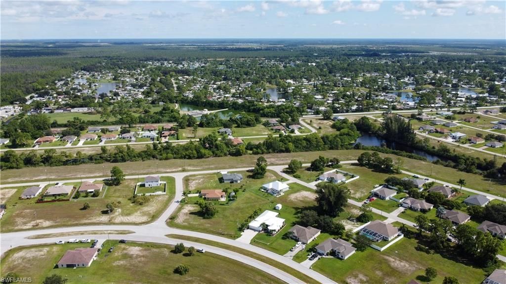 4239 E Gator Cir, Cape Coral, FL 33909 Photo