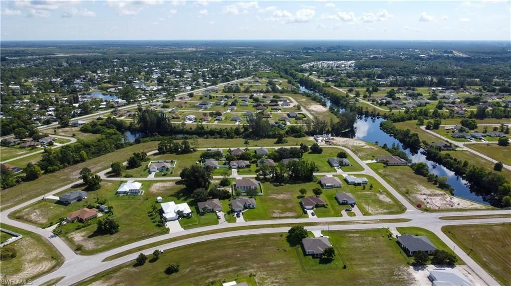 4239 E Gator Cir, Cape Coral, FL 33909 Photo