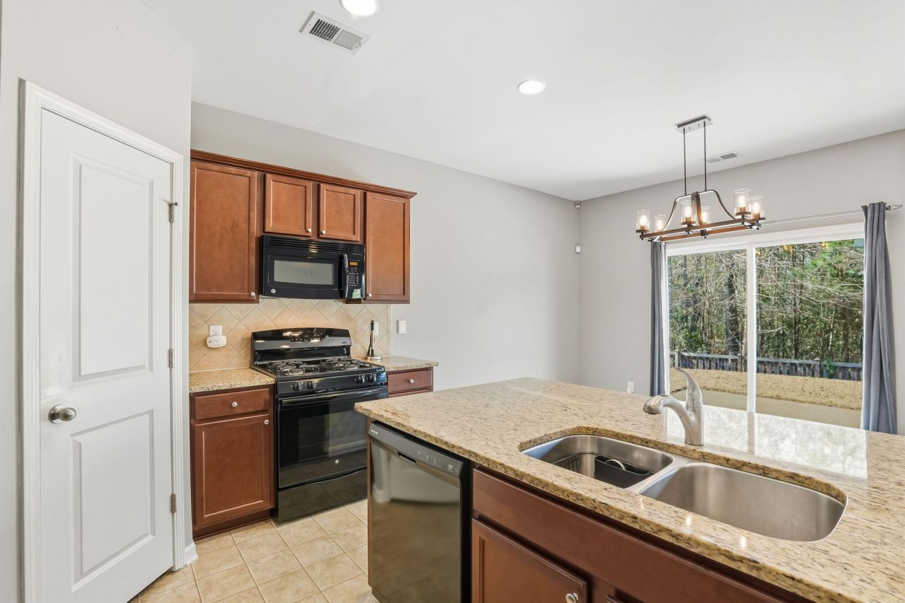 3720 Blackjack Road Photo 12