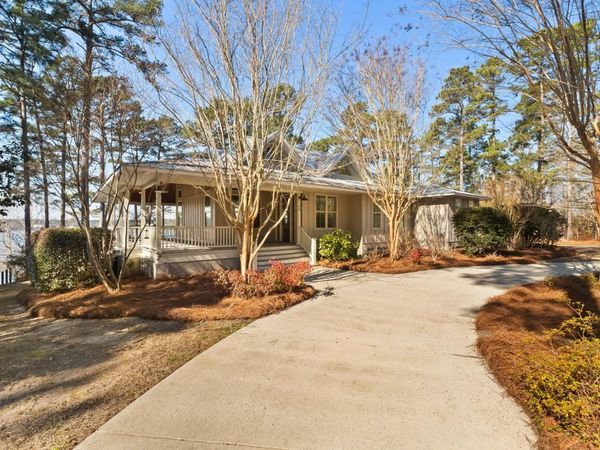 28 Bent Pebble Point, Lumberton, MS 39455