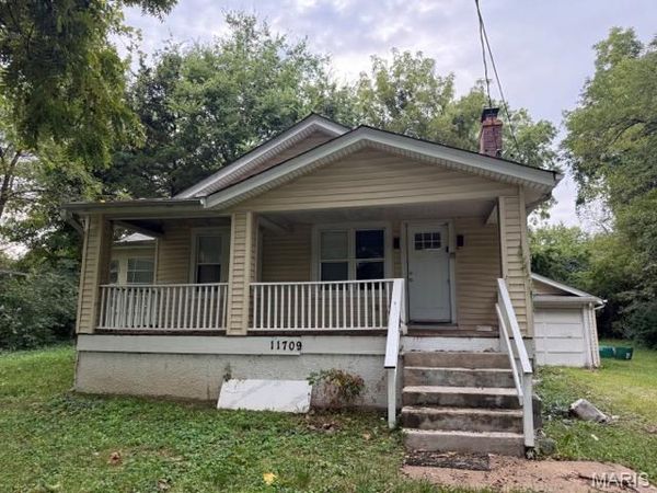 11709 Larimore Road, St Louis, MO 63138