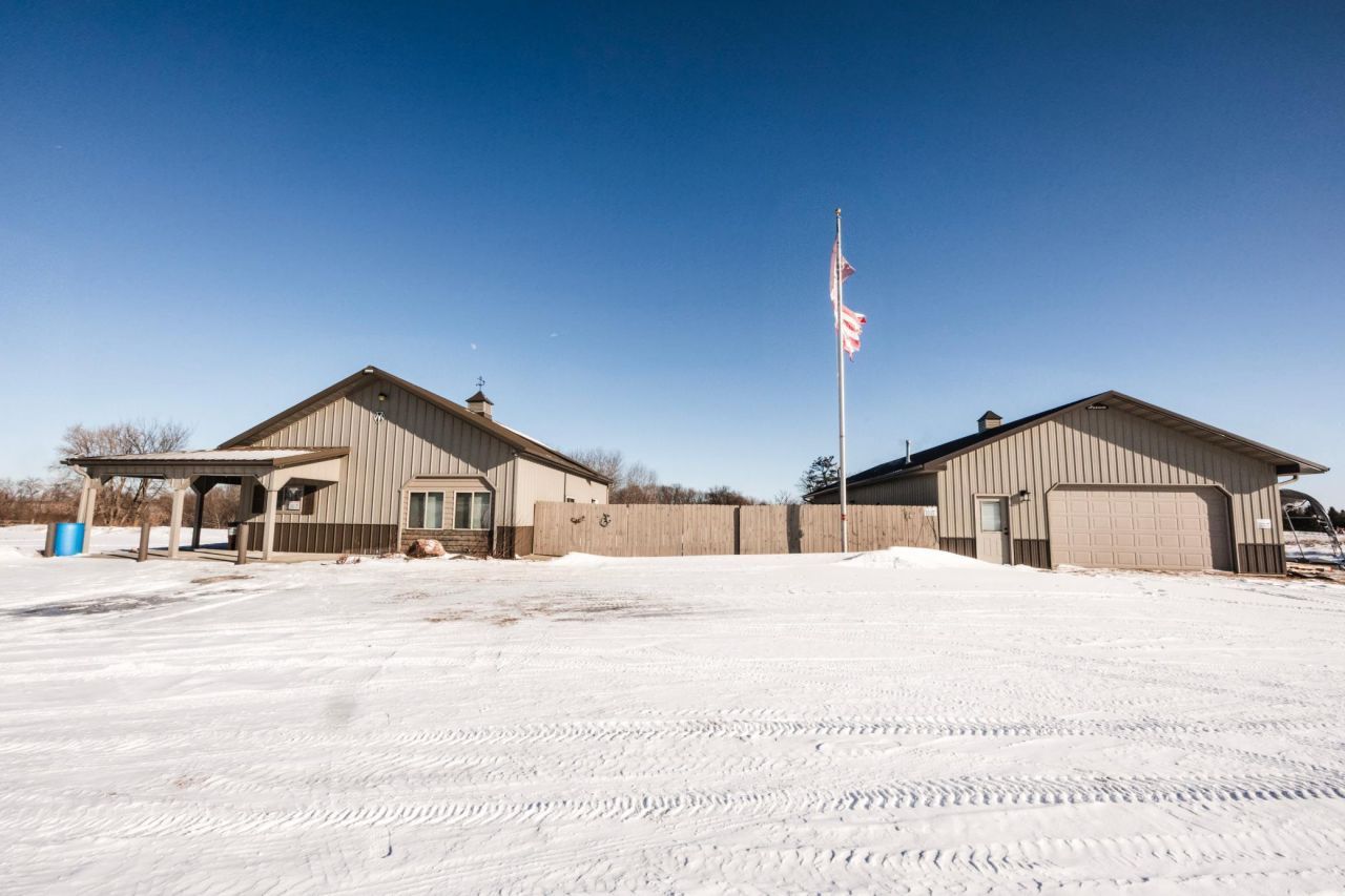 47260 Wintergreen Road, Perham, MN 56573 Main Photo