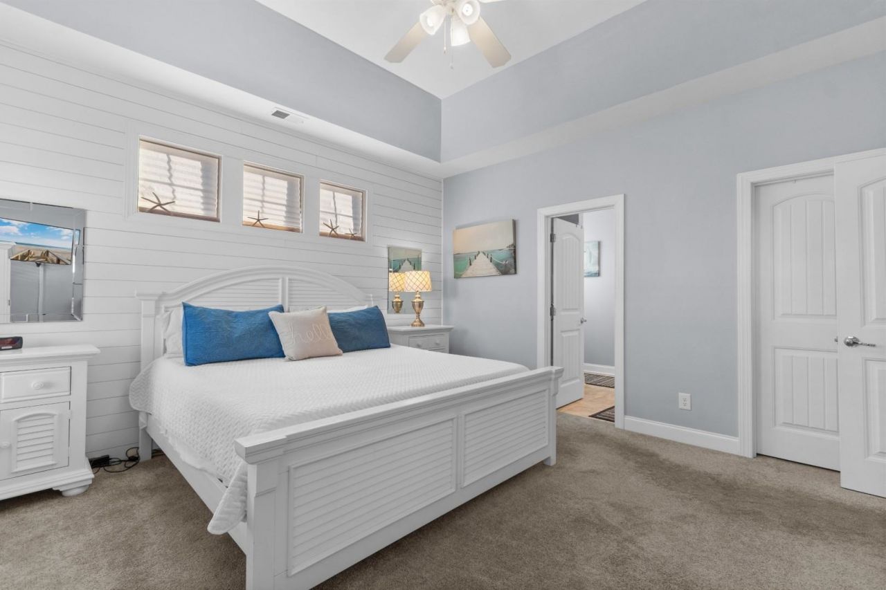 5301 Sea Coral Way Photo 13