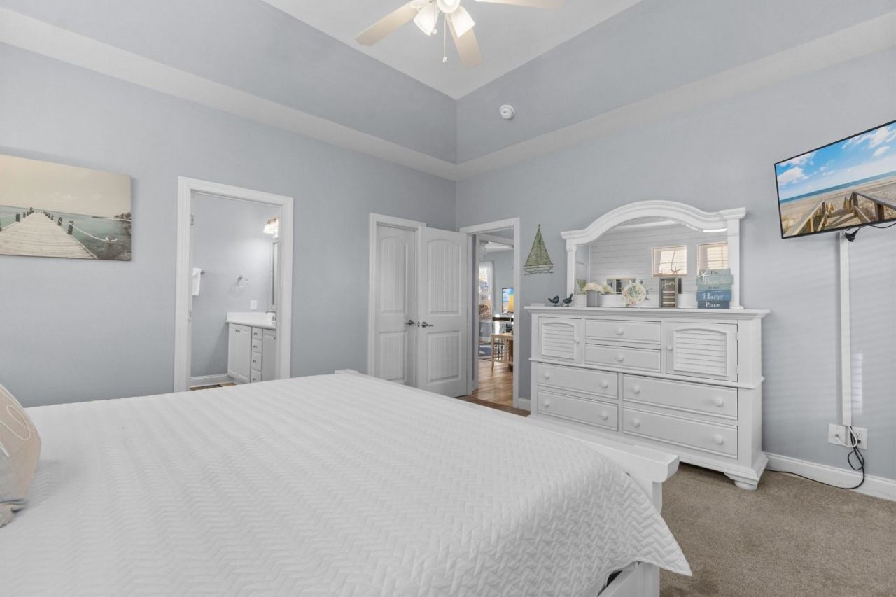 5301 Sea Coral Way Photo 16