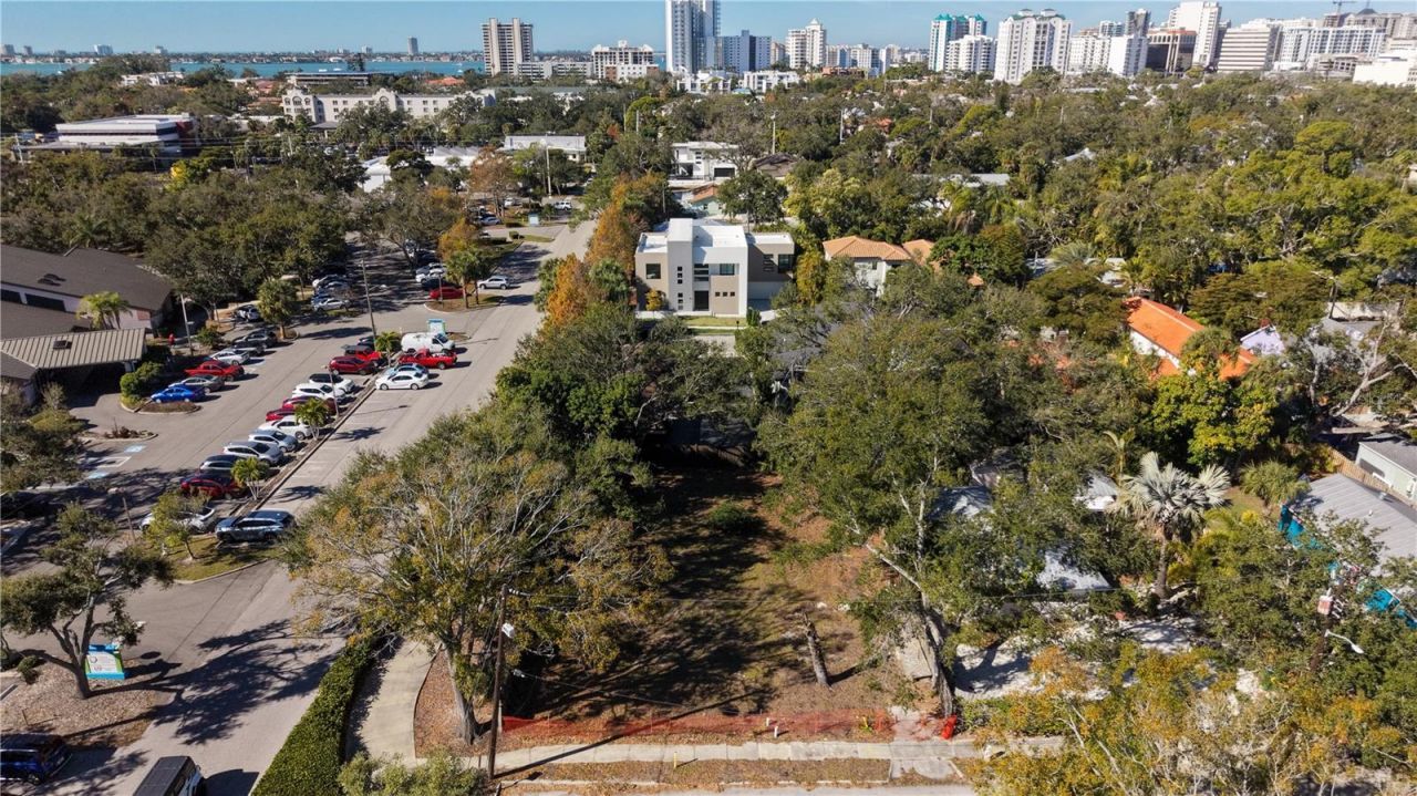 654 Lafayette Court, Sarasota, FL 34236 Photo