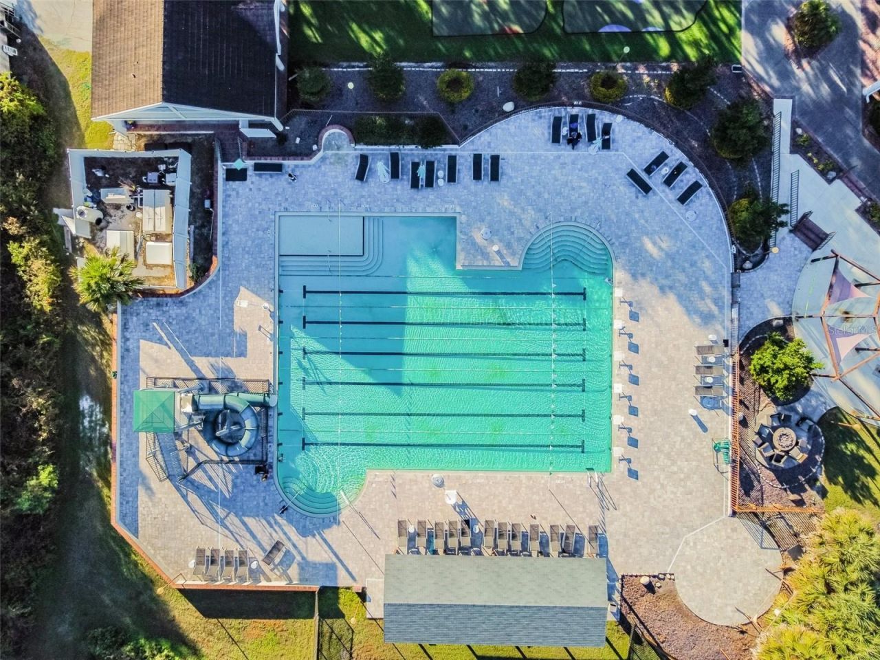 9105 Woodridge Run Drive, Tampa, FL 33647 Photo