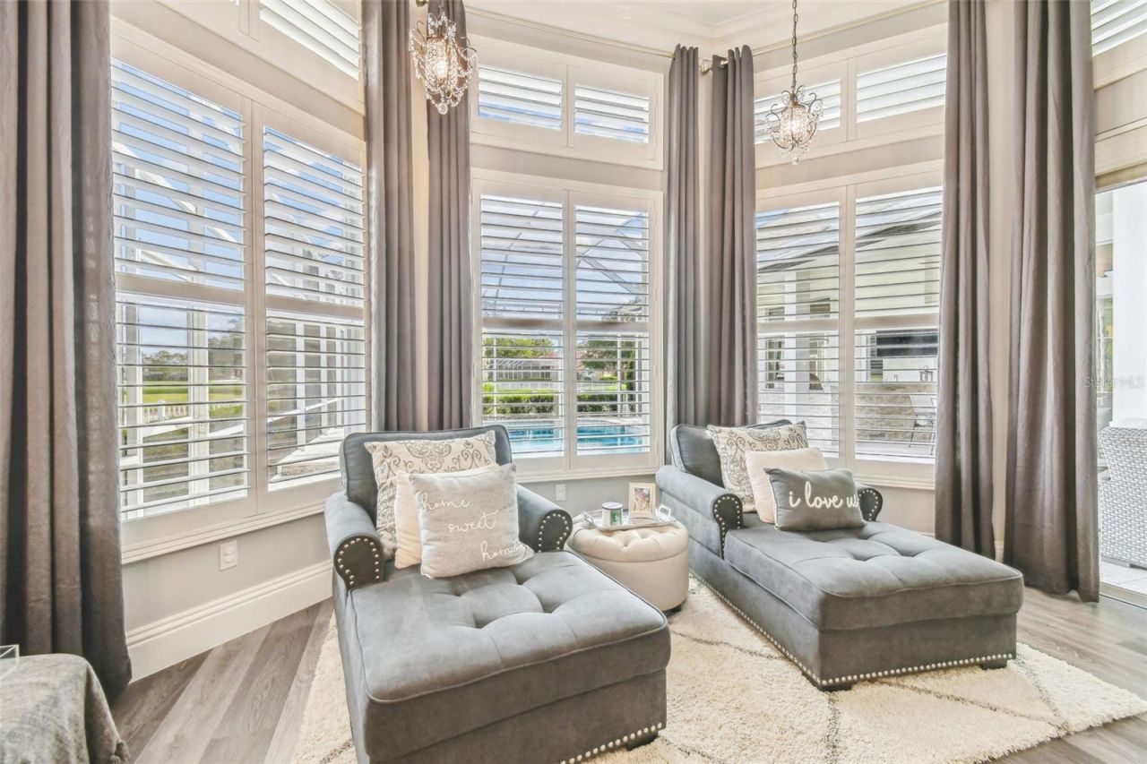 9105 Woodridge Run Drive, Tampa, FL 33647 Photo