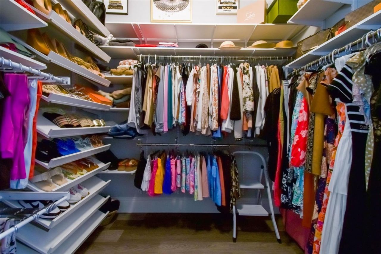 9105 Woodridge Run Drive, Tampa, FL 33647 Photo