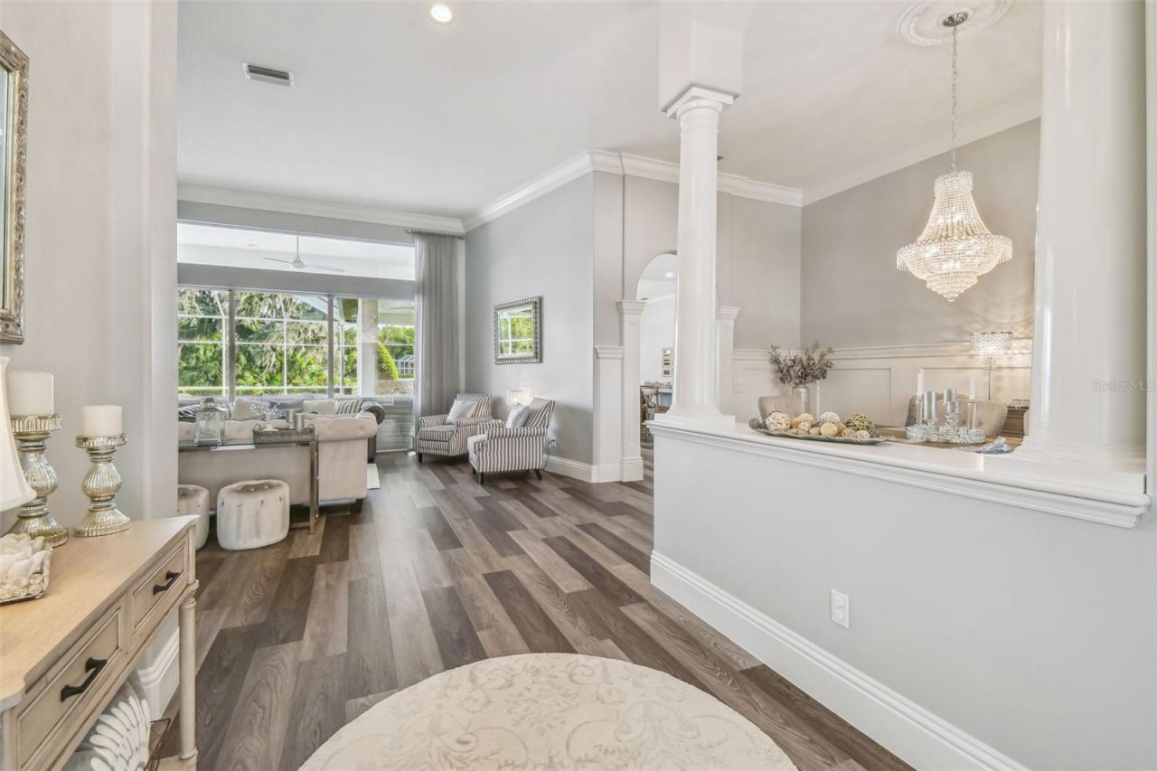 9105 Woodridge Run Drive, Tampa, FL 33647 Photo