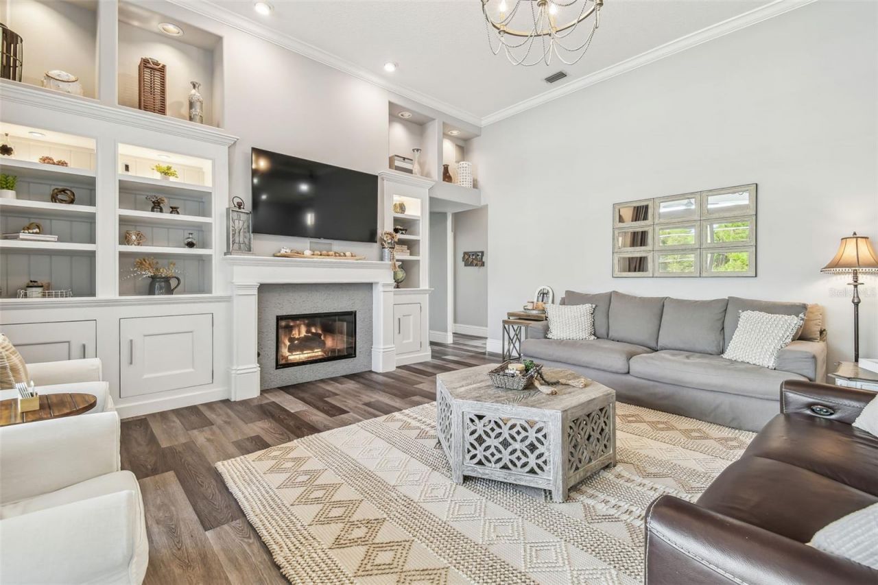 9105 Woodridge Run Drive, Tampa, FL 33647 Photo