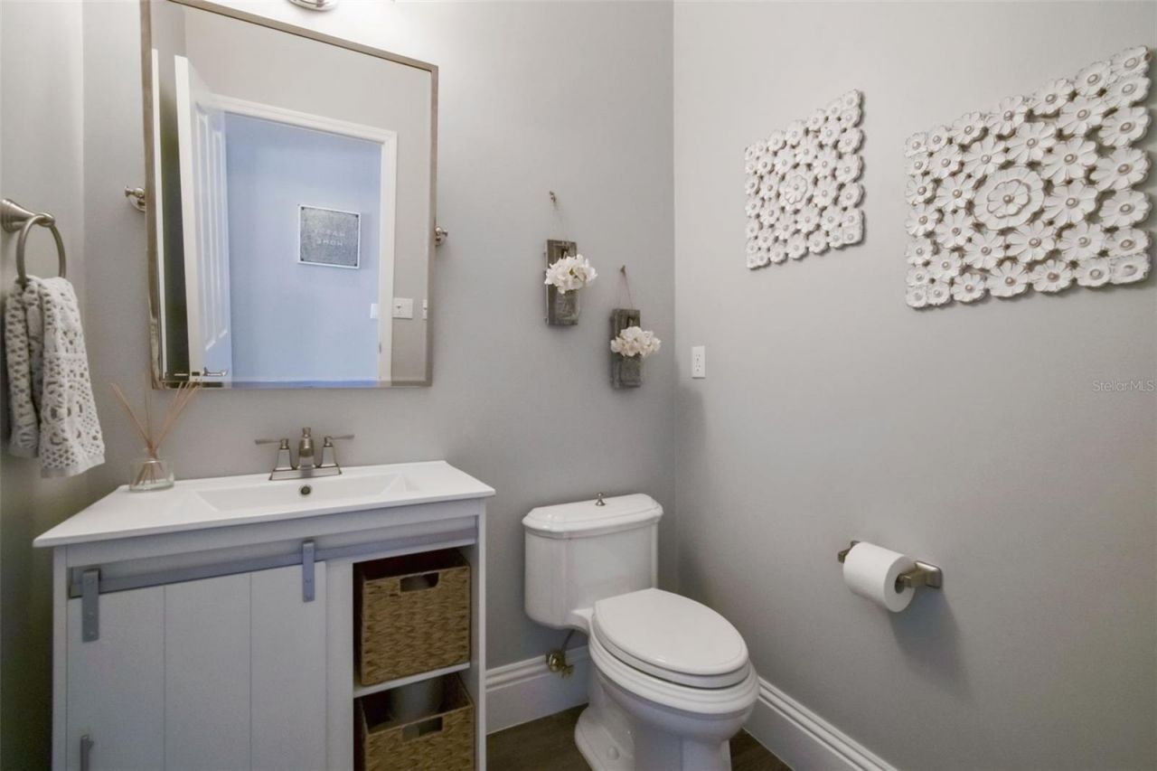 9105 Woodridge Run Drive, Tampa, FL 33647 Photo