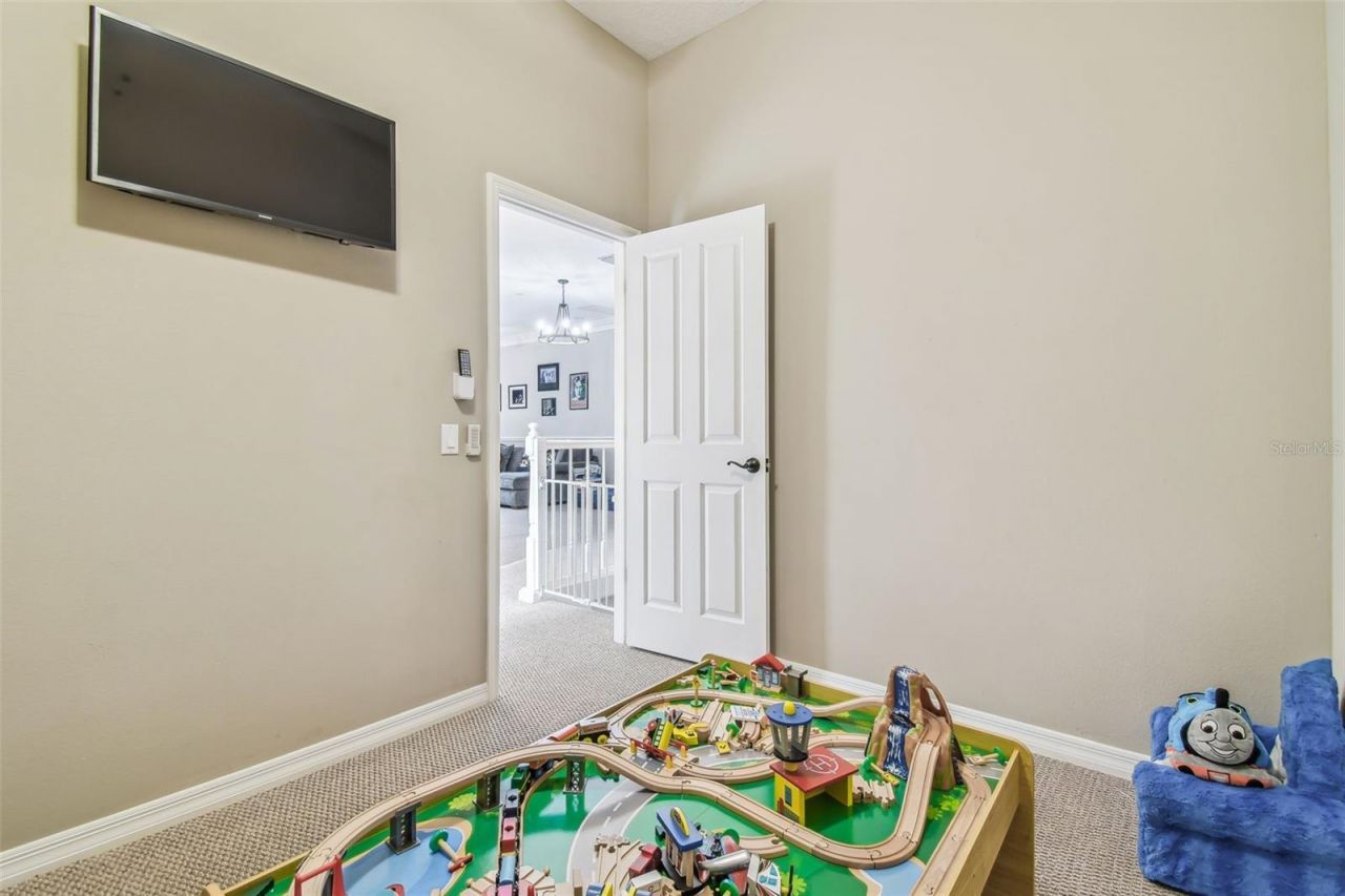 9105 Woodridge Run Drive, Tampa, FL 33647 Photo