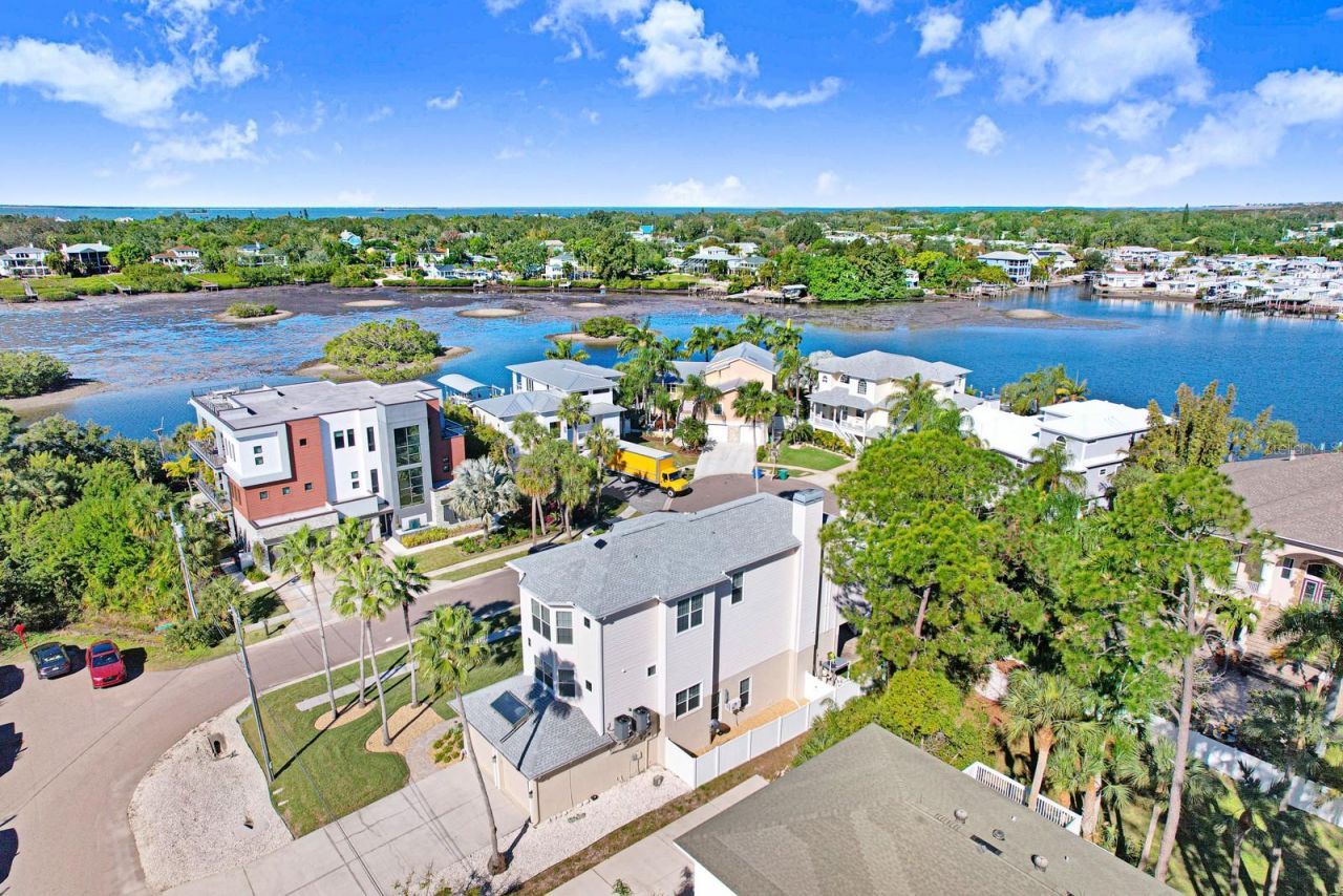 1700 Oyster Point Way, Palm Harbor, FL 34683 Photo