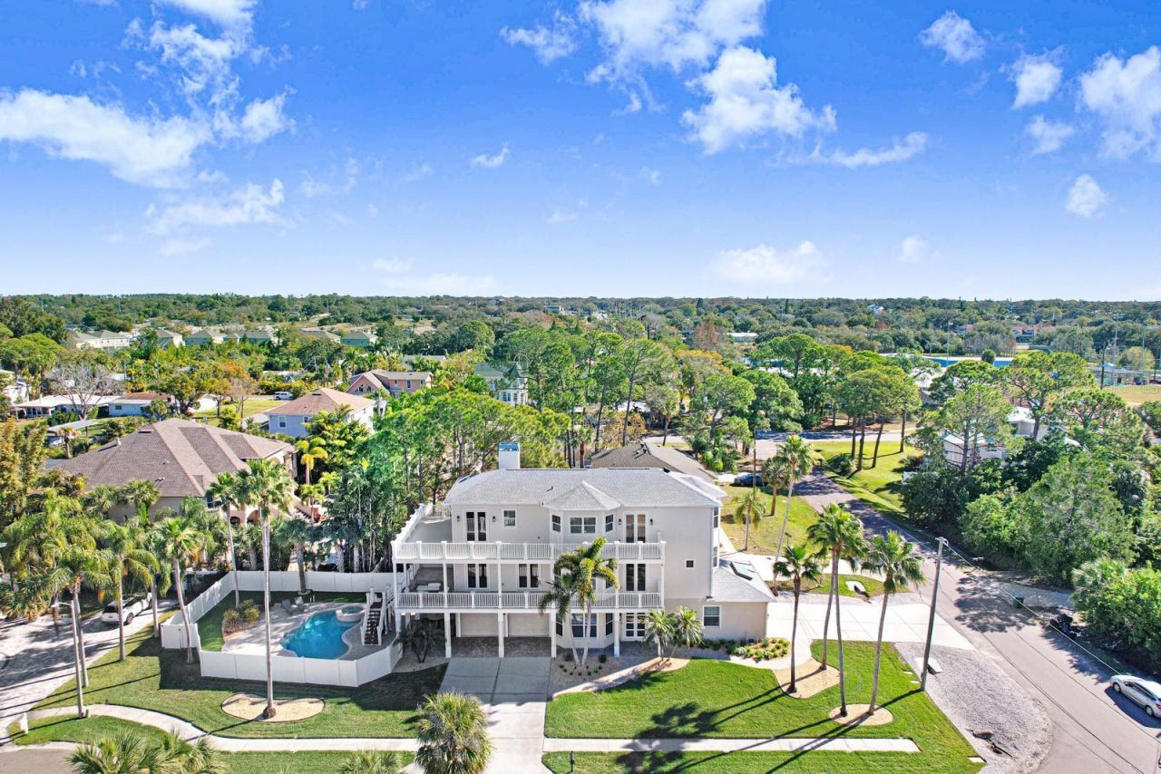 1700 Oyster Point Way, Palm Harbor, FL 34683 Photo