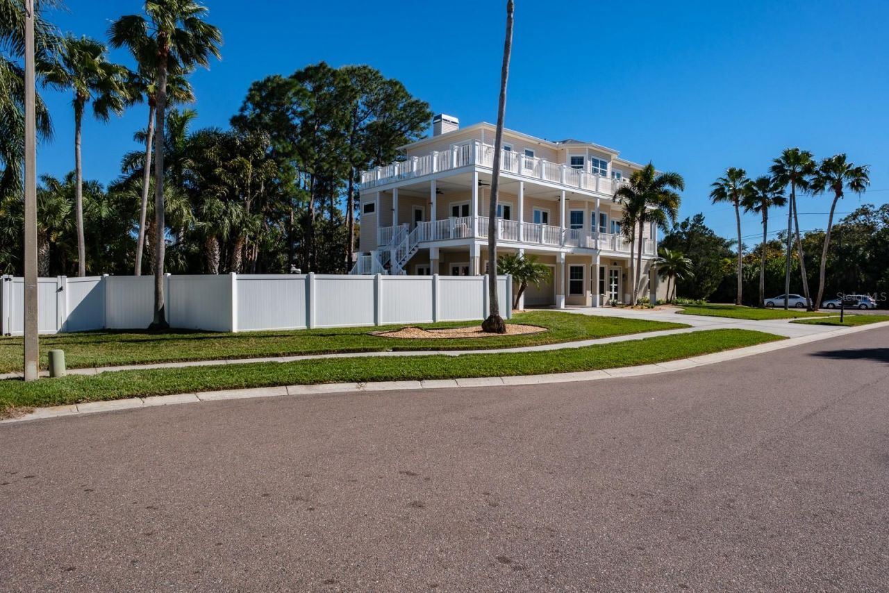 1700 Oyster Point Way, Palm Harbor, FL 34683 Photo