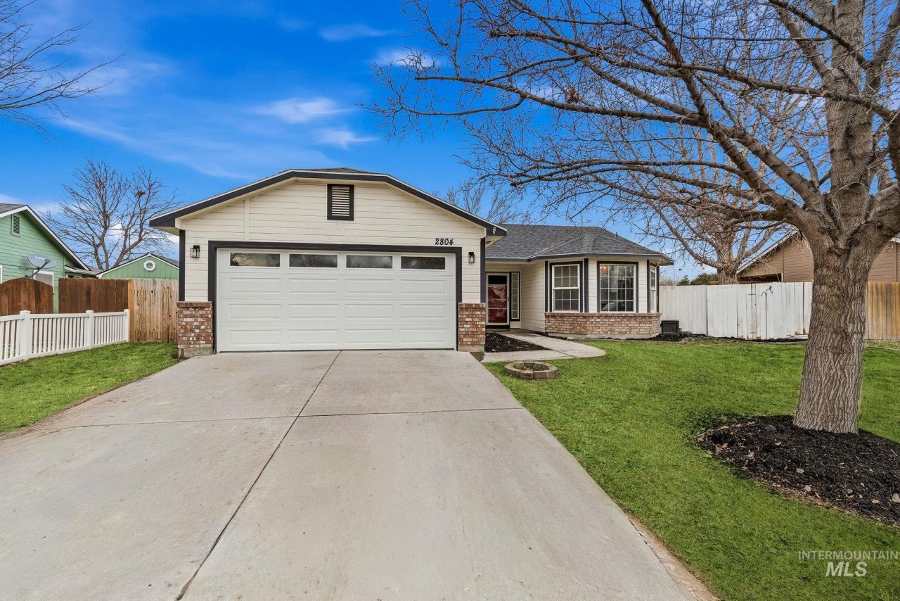 2804 E Iowa Ave, Nampa, ID 83686 Main Photo