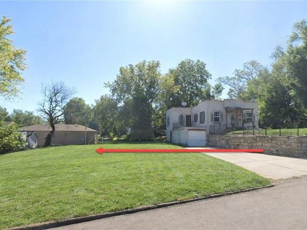 5503 Clark Avenue, Kansas City, KS 66106