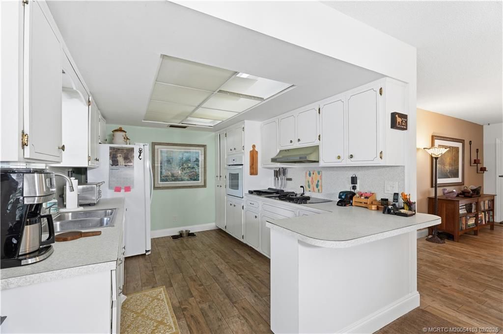 900 NW 11th Terrace, Stuart, FL 34994 Photo