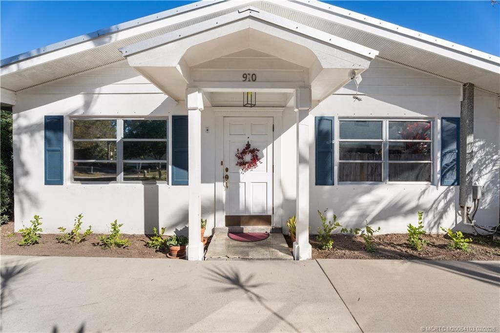 900 NW 11th Terrace, Stuart, FL 34994 Photo