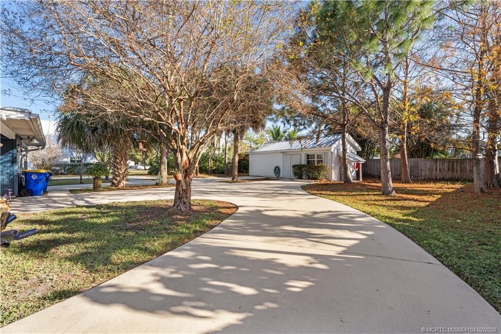 900 NW 11th Terrace, Stuart, FL 34994 Photo