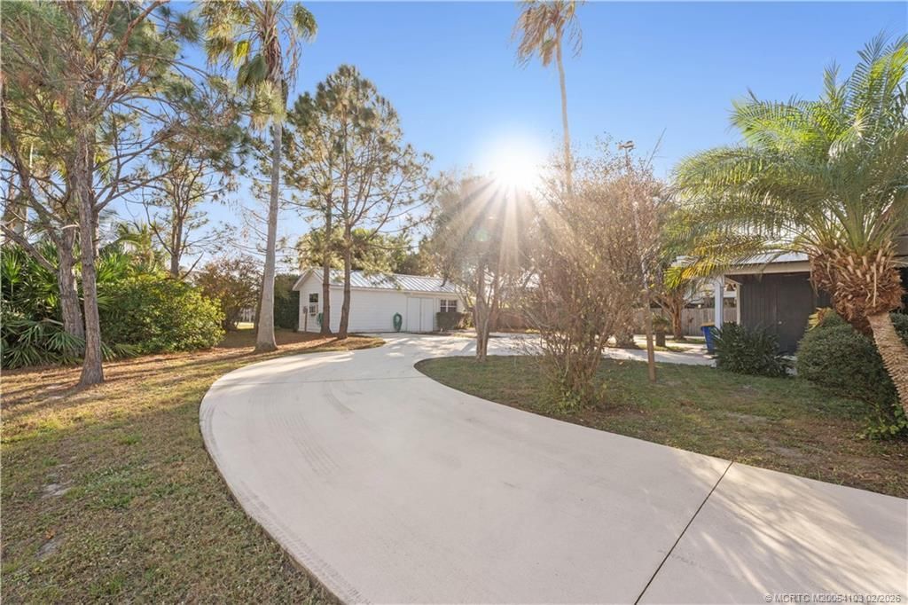 900 NW 11th Terrace, Stuart, FL 34994 Photo