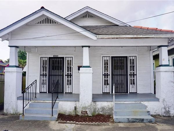 3824 26 ROYAL Street, New Orleans, LA 70117