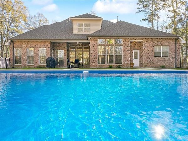 360 BLACK RIVER Drive, Madisonville, LA 70447