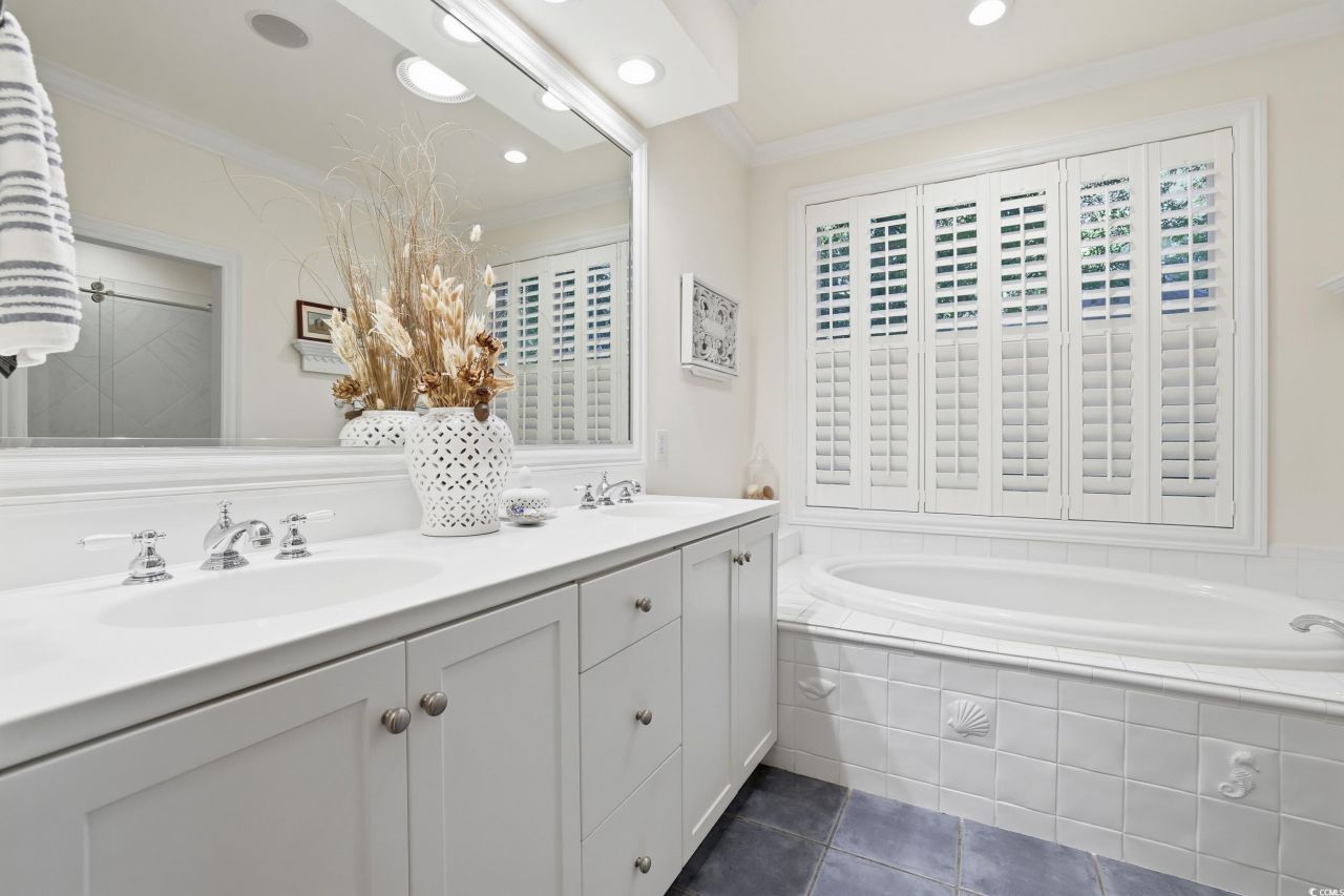 973 Doral Dr. Photo 23