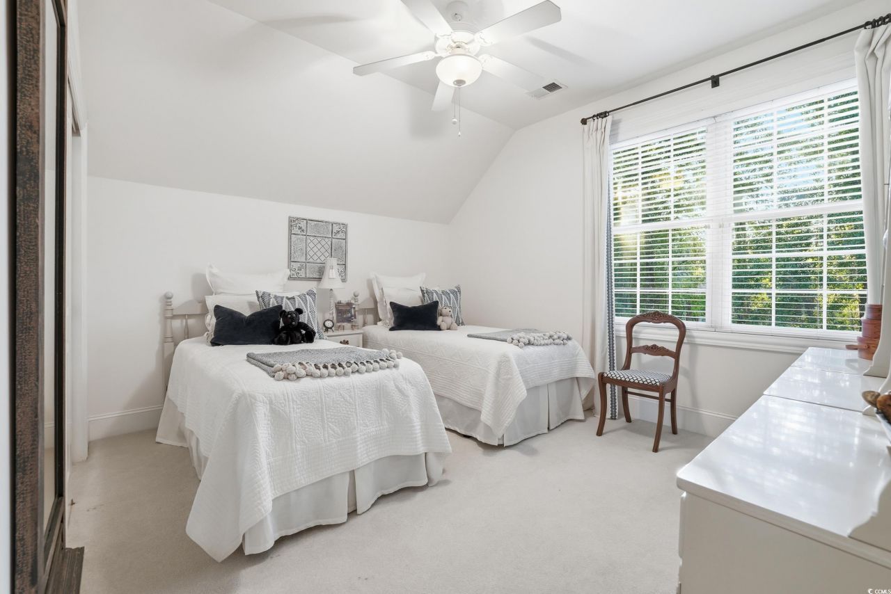 973 Doral Dr. Photo 31