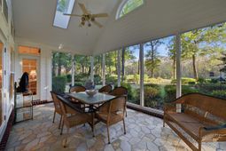 973 Doral Dr. photo 4