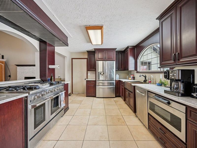 11295 Pickerington Road NW, Pickerington, OH 43147 Photo 7