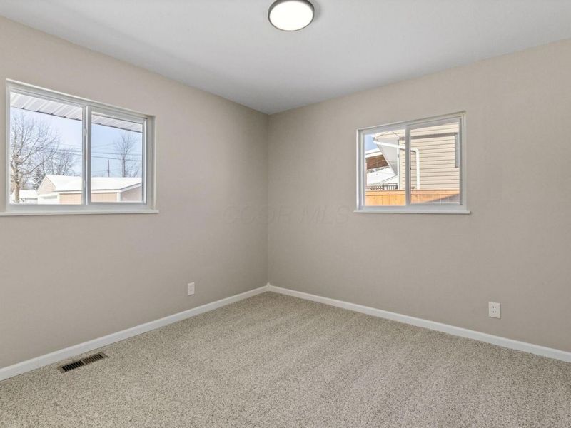 377 S Murray Hill Road, Columbus, OH 43228 Photo 22