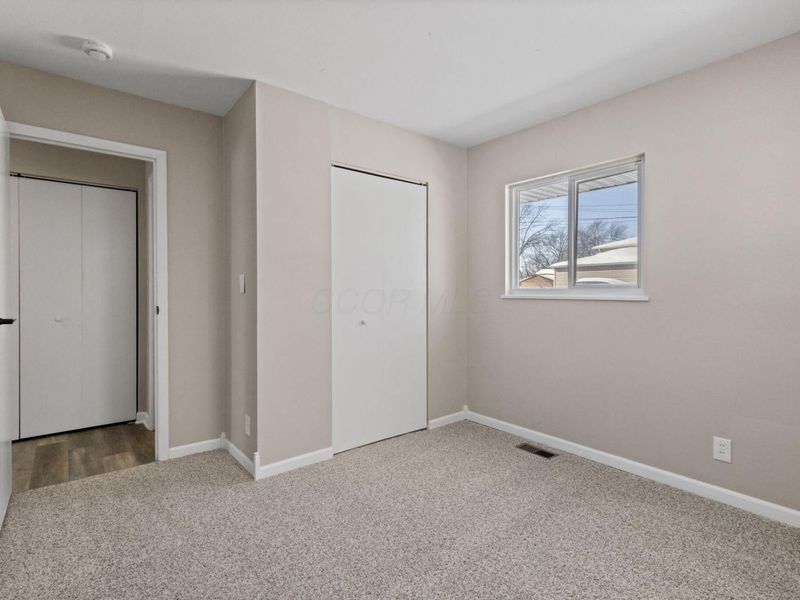 377 S Murray Hill Road, Columbus, OH 43228 Photo 23