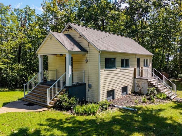 1376B WYATT MOUNTAIN RD, Dyke, VA 22935