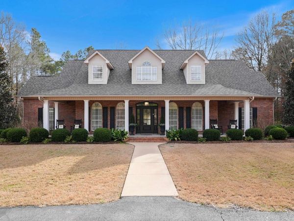 2786 Nestlewood, White Hall, AR 71602