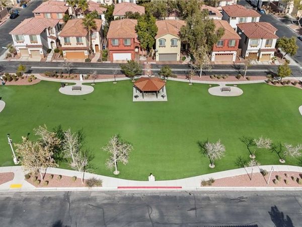 8908 Cambridge Glen Court, Las Vegas, NV 89149