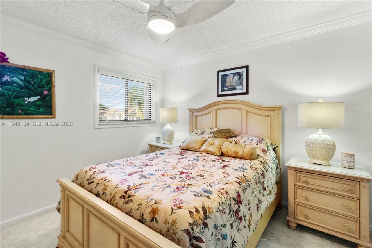 5519 Fairway Park Dr, Unit 203, Boynton Beach, FL 33437 Photo