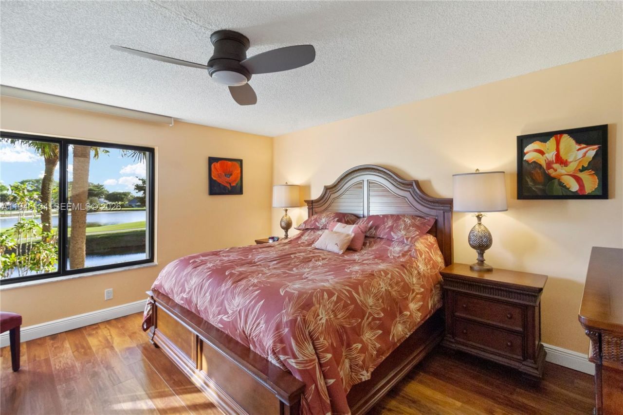 5519 Fairway Park Dr, Unit 203, Boynton Beach, FL 33437 Photo