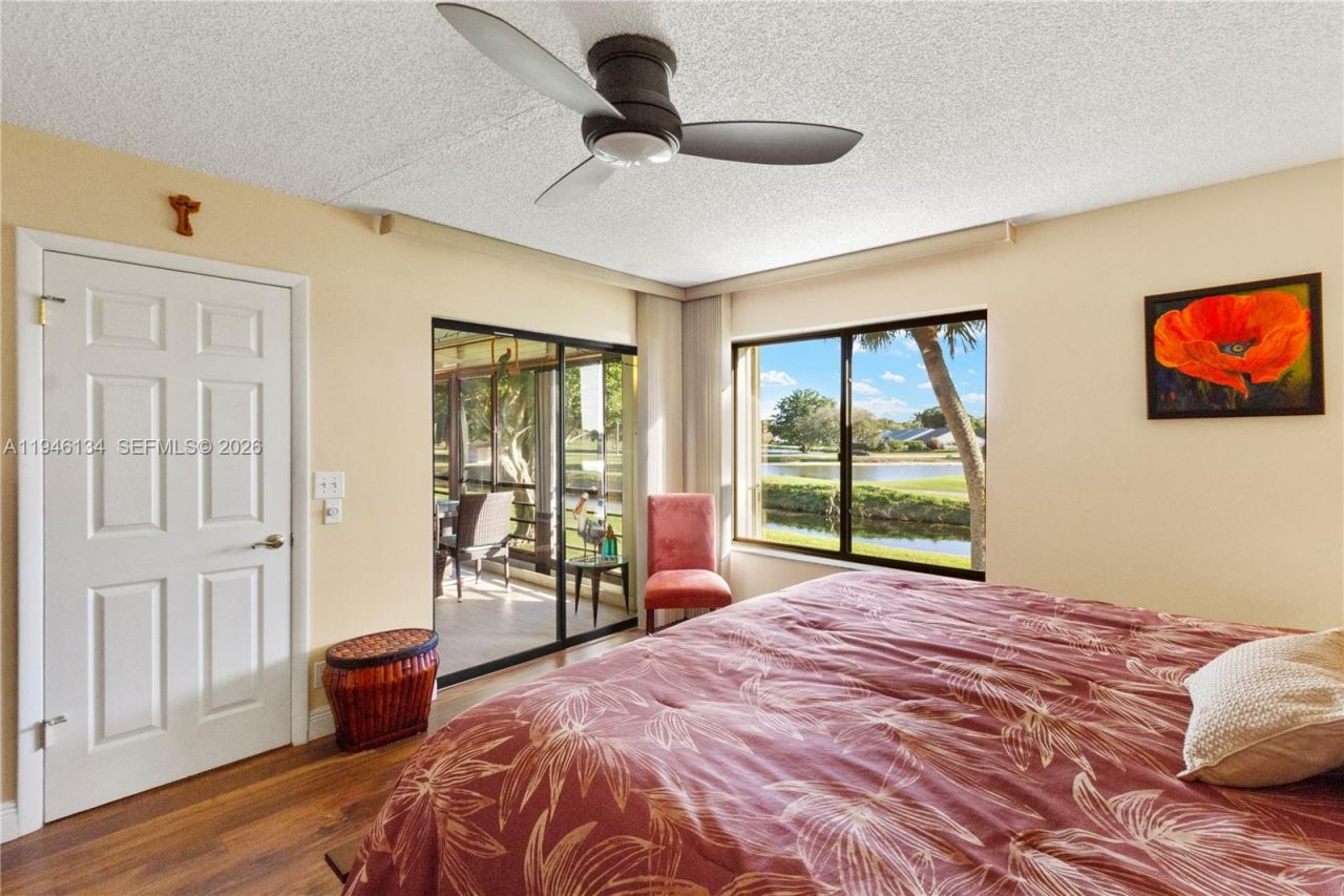 5519 Fairway Park Dr, Unit 203, Boynton Beach, FL 33437 Photo