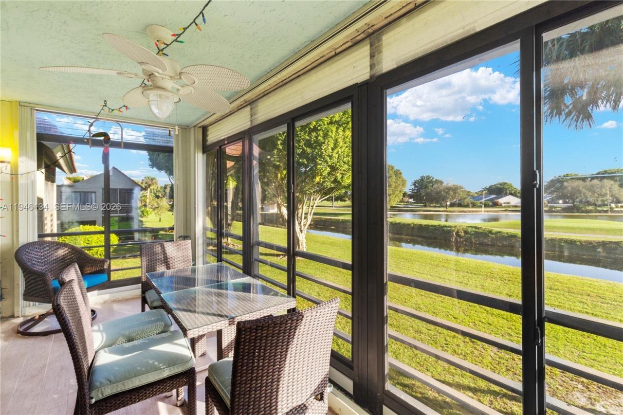 5519 Fairway Park Dr, Unit 203, Boynton Beach, FL 33437 Photo