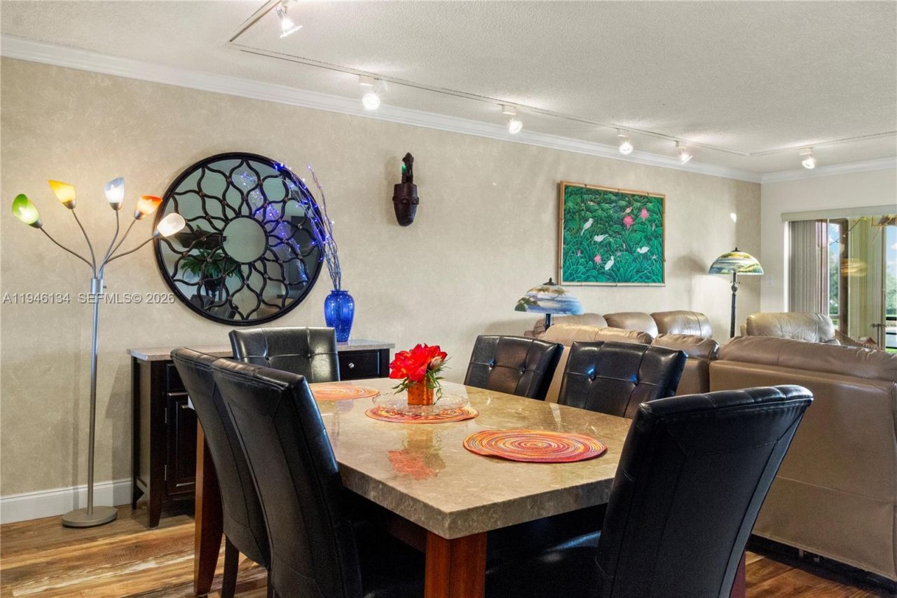 5519 Fairway Park Dr, Unit 203, Boynton Beach, FL 33437 Photo