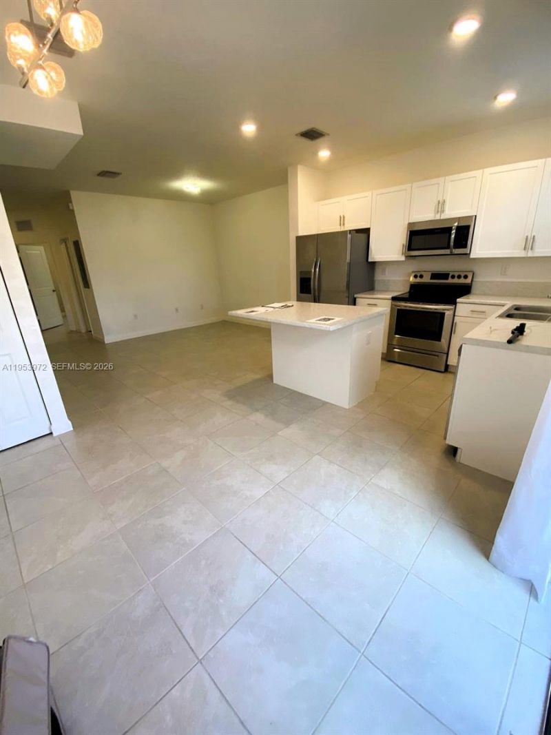 18220 SW 148th Rd , Miami, FL 33187 Photo