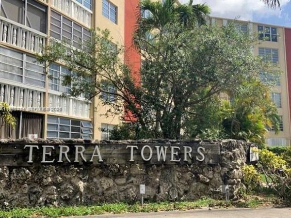 1475 NE 125th Ter, Unit 510B, North Miami, FL 33161